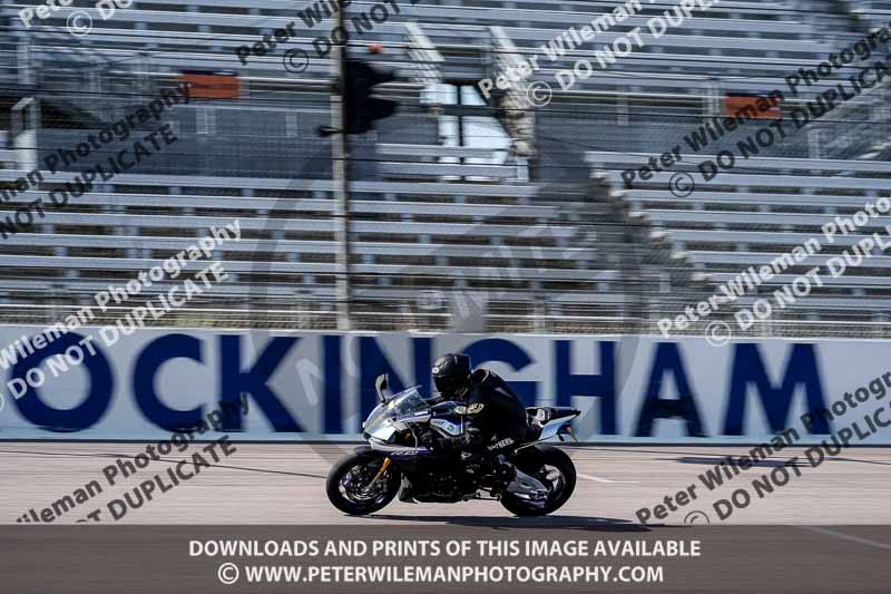 Rockingham no limits trackday;enduro digital images;event digital images;eventdigitalimages;no limits trackdays;peter wileman photography;racing digital images;rockingham raceway northamptonshire;rockingham trackday photographs;trackday digital images;trackday photos